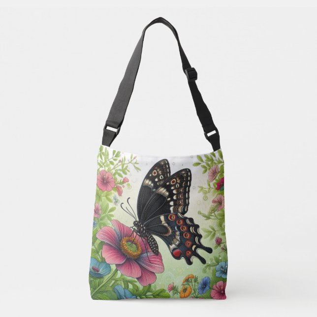 Bolsa Ajustável Borboleta Negra Aproveitando Flores no Jardim (Frente)