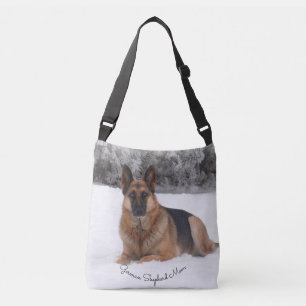 Bolsa Ajustável German shepherd lindo na neve