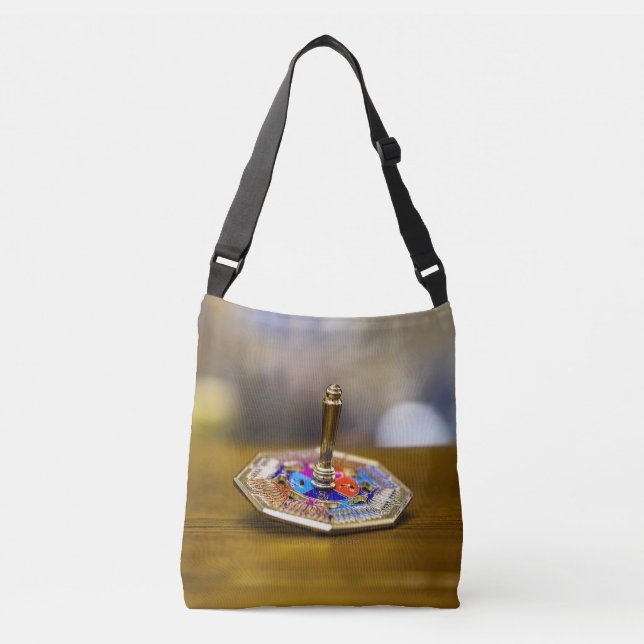 Bolsa Ajustável Presente SlipperyJoe Hanukkah dreidel base octogon (Frente)