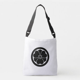 Bolsa Ajustável Trevo-de-quatro-folhas com espadas em círculo