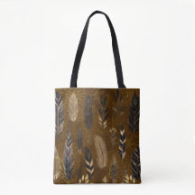 Bolsa de mão marrom com estampa de penas