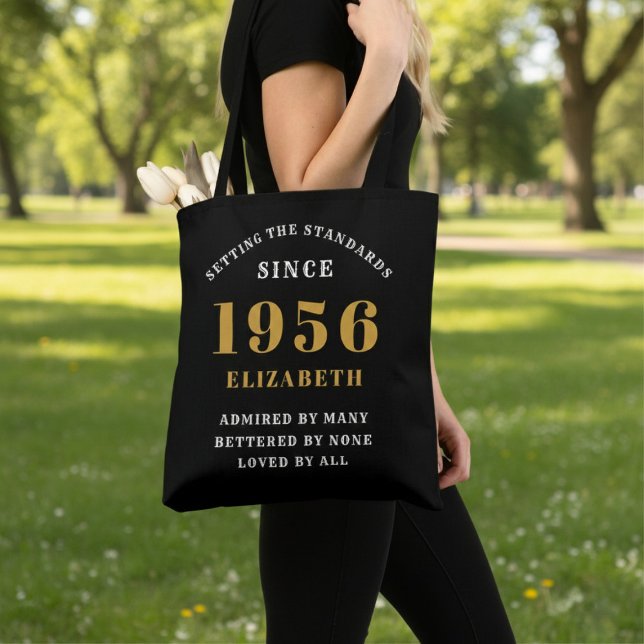 Bolsa Tote 70th Birthday 1956 Black Gold For Her Personalized (Born 1956 birthday tote bag. Background out of focus.)
