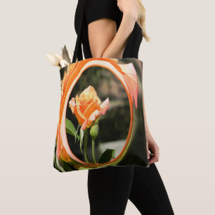 Bolsa Tote A Rosa dentro... .