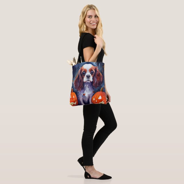 Bolsa Tote Abóbora de Cavalier King Charles Spaniel de Hallow (No(a) Modelo)