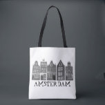 Bolsa Tote Amesterdã: Aldeia Neerlandesa Colorida<br><div class="desc">Bolsa as suas coisas com este meigo branco Amesterdã abriga o padrão de arte bolsa. Você pode personalizá-lo e adicionar texto também. Procure em meu compro muito mais cores e padrões! E mais itens que combinam também como canecas, adesivos, ímãs, chapéus e camisetas. Avise-me se você quiser que algo seja...</div>