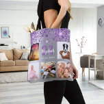 Bolsa Tote Aniversário do nome da colagem de fotos com brilho<br><div class="desc">Um presente único para o aniversário de 21 ruas (ou qualquer idade) de uma menina/mulher, celebrando sua vida com uma colagem de 5 fotos, fotos. Personalize e adicione seu nome, 21 anos e uma data. Um fundo metálico falso prateado. Decorado com pó de brilho púrpura. Letras e números roxos e...</div>