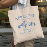 Bolsa Tote Apres Ski Festa de solteira<br><div class="desc">A diversão apres as sacolas de tote de esqui de bachelorette com desenho de montanhas de inverno,  árvores,  esquiador e uma modelo de texto fácil de personalizar.</div>