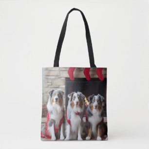 Bolsa Tote Australian Shepherd Perto da Lareira Natal