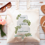 Bolsa Tote Bag de Boas-vindas com Ilustração de Bolo<br><div class="desc">Esta bonito coloração d'água do bolo de casamento com verde faz uma bela bolsa de boas-vindas para o seu casamento. Você pode personalizar todo o texto do seu evento.</div>