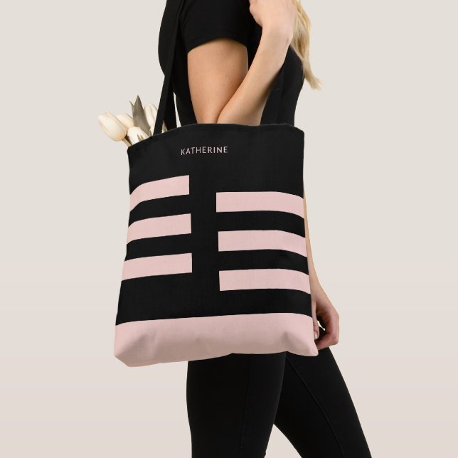 Bolsa Tote Beige Black Modern Trendy Stylish (Close Up)