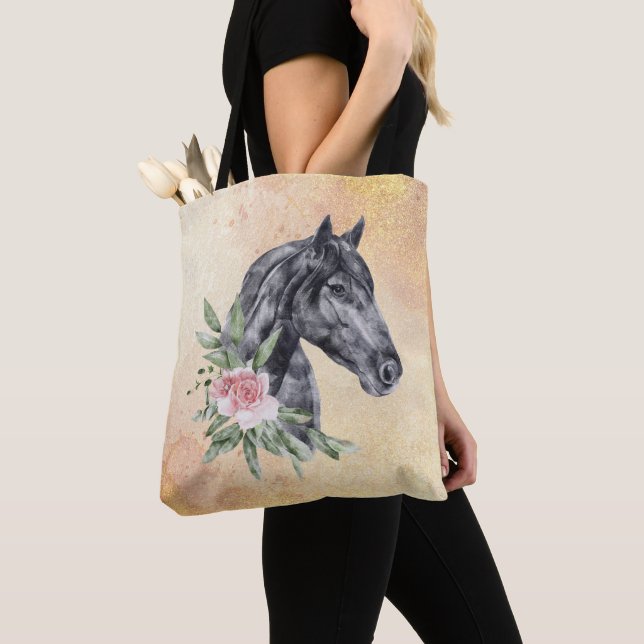 Bolsa Tote Belo Retrato de Cabeça de Cavalo Negro Aquarela (Close Up)