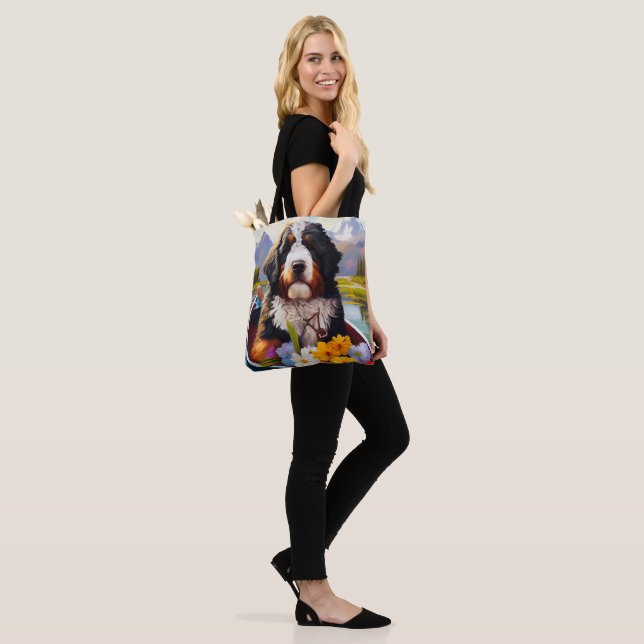Bolsa Tote Bernedoodle em um remo: Uma aventura cêntrica (No(a) Modelo)
