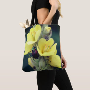 Bolsa Tote Besouro Na Flor Mullein Selvagem Fechar