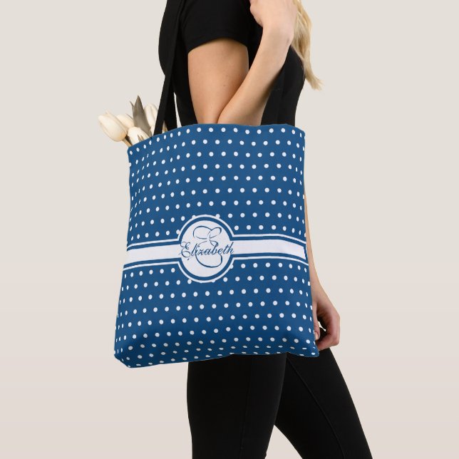 Bolsa Tote Bolinhas brancas elegantes no azul clássico (Close Up)