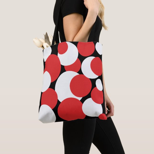 Bolsa Tote Bolinhas Pretas, Brancas e Vermelhas (Close Up)