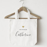 Bolsa Tote Brag Tote de Bridesmaid Moderna Dourada<br><div class="desc">Saco de tote personalizado para sua dama de honra com nome personalizado na caligrafia moderna com design de coração de ouro.</div>