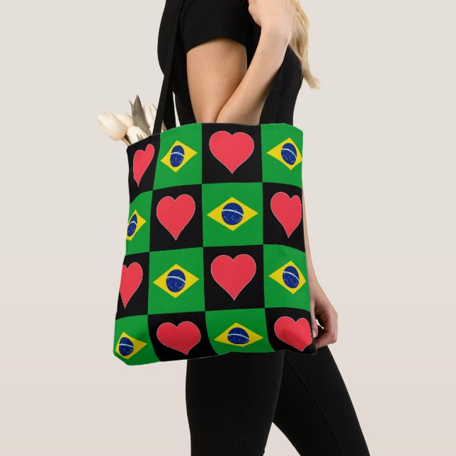 Bolsa Tote Brasil: Bandeira do Coração Padrão Patriótico Bras (Close Up)