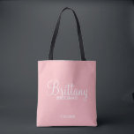 Bolsa Tote Bridesmaids Personalizados de Cor-de-Rosa Espelho<br><div class="desc">Modern Blush Pink Personalised Bridesmaids Oferece o nome personalizado da dama de honra no estilo moderno de letra caligráfica com título e data de casamento no estilo moderno de letra sans serif. Também perfeito para Madrinha de casamento,  Flor Girl,  Mãe da Noiva e muito mais.</div>