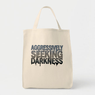Bolsa Tote Buscando Agressivamente a Escuridão – Design de Te
