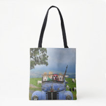 Cães engraçados no recolhimento velho