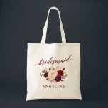 Bolsa Tote Calliografia Floral Burgundy Bridesmaid Name<br><div class="desc">Caligrafia Elegante Moderna,  Watercolor Burgundy Floral Bridesmaid Nome Tote Bag</div>