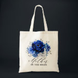 Bolsa Tote Casamento Metálico Real Azul Prateado Metálico Par<br><div class="desc">Elegante e azul-real do tema prateado Bridesmaid presente dote bolsa com elegante buquê de flores azuis,  Marinhos,  prata,  cor branca pura do rosa e folhas verdes do eucalipto. Entre em contato comigo para obter ajuda sobre a personalização ou se você precisar de outro produto com este design.</div>