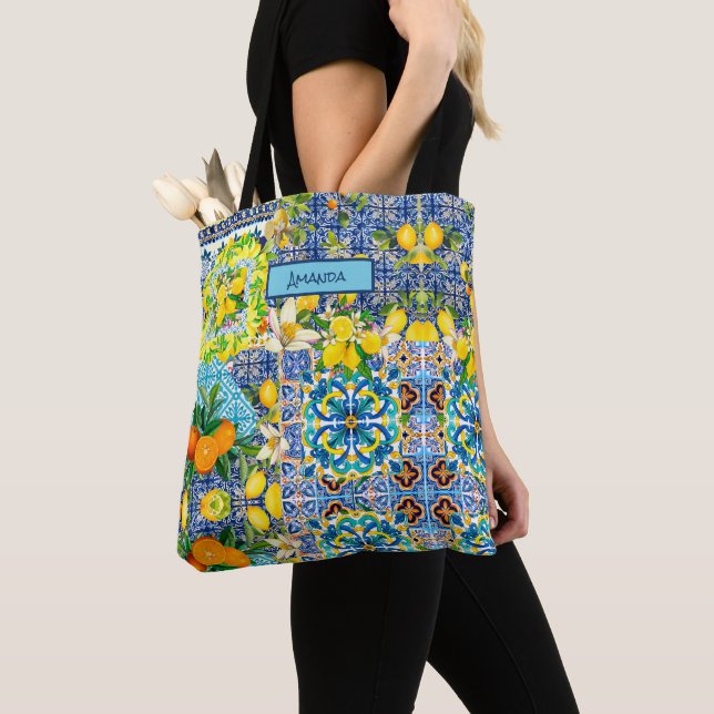 Bolsa Tote Chic blue turquoise sicilian citrus floral tiles  (Close Up)