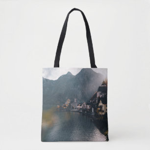 BOLSA TOTE CIDADE AO LADO DA ÁGUA E MONTANHAS