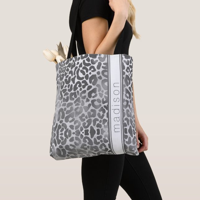 Bolsa Tote Cinza Chic Trendy Cheetah Animal Print Monograma (Close Up)