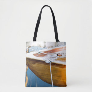 Bolsa Tote Close up no barco acima amarrado