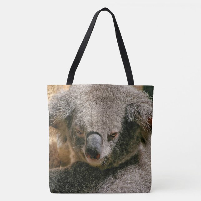 Bolsa Tote Coala descansando contra a casca da árvore (Frente)