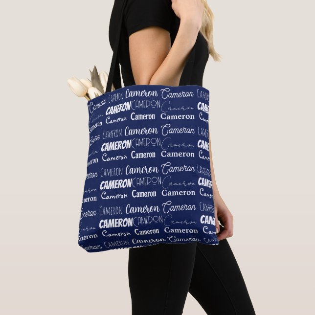 Bolsa Tote Colar de Nome Personalizado Azul Navy Chic (Close Up)