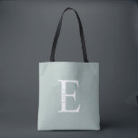 Bolsa Tote com Monograma Personalizado e Nome<br><div class="desc">Presente com Monograma Personalizado e Nome
possui monograma personalizado e nome em estilo de fonte serif clássico.
Perfeito para casamento, feriado, reunião de família e para qualquer ocasião especial.</div>