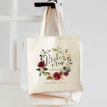 Bolsa Tote Coroa de Flores de Borgonha em Aquarela Nome da Co<br><div class="desc">Um presente doce e elegante para a comitiva da noiva, a sacola tem uma coroa de verde em aquarela com rosas borgonha e "tribo da noiva" inscrito dentro em escrita à mão. Personalize com o nome das damas de honra e a data do casamento.</div>