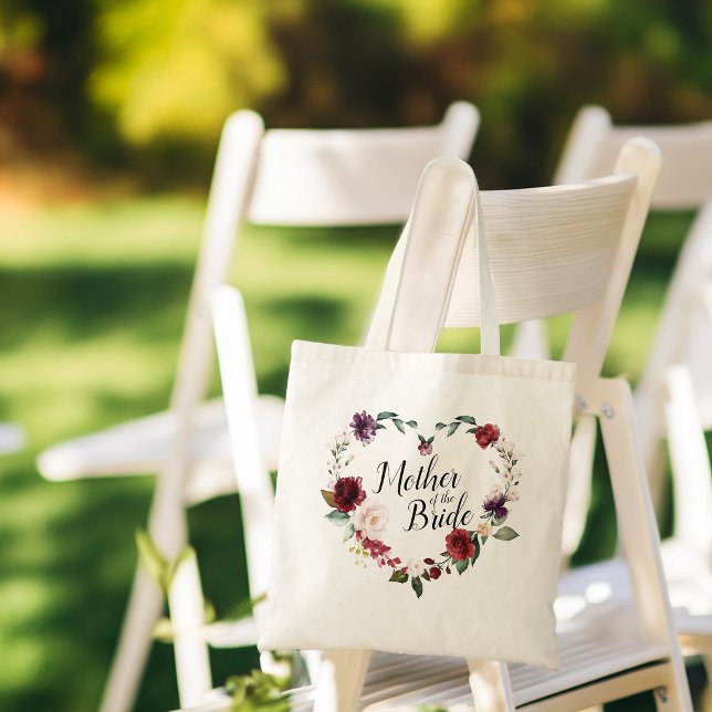 Bolsa Tote Coroa Floral Borgonha Mãe da Noiva (Burgundy Floral Wreath Mother of the Bride Tote Bag)