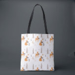 Bolsa Tote Cozy Winter Woodland Animal Folk Art Christmas<br><div class="desc">Este saco de na moda apresenta um tema acolhedor de floresta de inverno com um design de arte popular escandinava. Vários animais da floresta são pintados entre as árvores de uma floresta de inverno. Uma pequena raposa está no fundo com um pássaro acima dele. Uma proa de cervo é colocada...</div>
