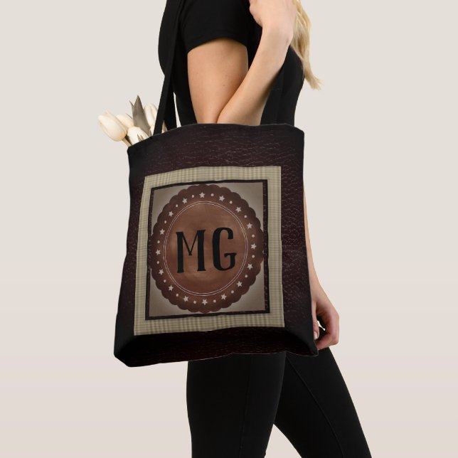 Bolsa Tote de Couro Marrom Moderna com Monograma (Close Up)