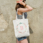 Bolsa Tote Delicar Monograma Floral De Ferida Personalizada<br><div class="desc">Bela design de monograma apresenta uma delicada e elegante coroa floral.</div>