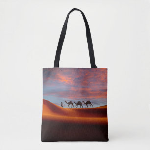 Bolsa Tote Desertos   Man & Camels in the Sand Dunes