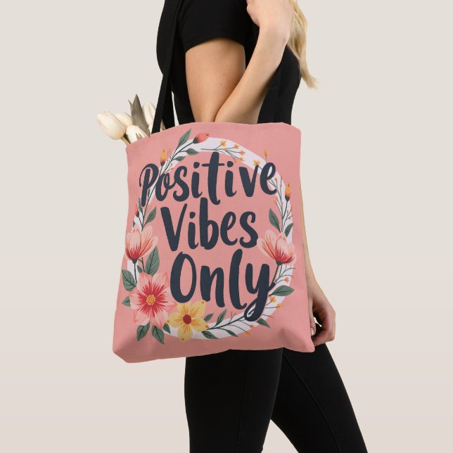Bolsa Tote Design Floral Apenas Vibes Positivas (Close Up)