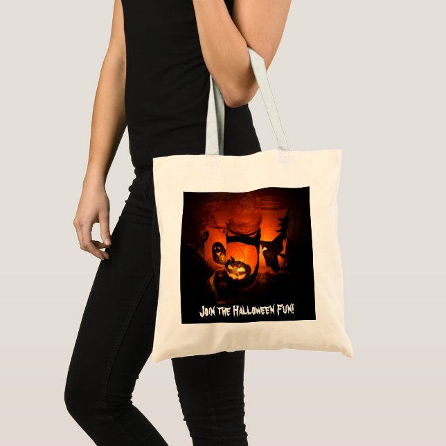 Bolsa Tote Diversão do Halloween com Pumpkins, Fantasmas e Br (Frente (produto))