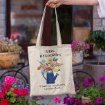 Bolsa Tote Doce oferta de professores | Flores Coloridas<br><div class="desc">Obrigado seu professor ou assistente de professor para todo o seu trabalho de duro e dedicação com essa bolsa de tote fofa. Apresentando uma bela illisturação de flores coloridas vibrantes em uma lata de água,  seu nome e a doce citação 'se os professores fossem flores,  eu escolheria você'.</div>