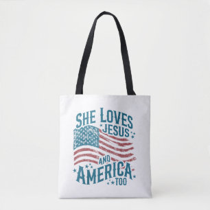 Bolsa Tote Ela Ama Jesus e a América Também Bandeira dos EUA