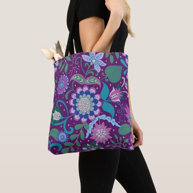 Bolsa Tote Elegante Boho Floral Roxo   (Close Up)