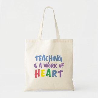 Bolsa Tote Ensino é uma obra de coração