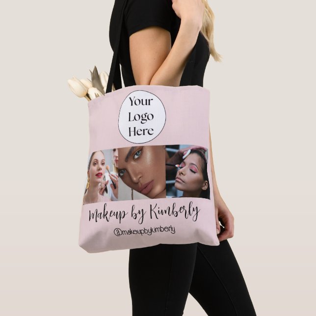Bolsa Tote Estúdio de Maquiagem com Logo em Rotulo de Rosa Be (Close Up)