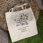 Bolsa Tote Família Personalizada Cruzeiro Engraçado Navio Per<br><div class="desc">Esta design foi criada através da arte digital. Pode ser personalizada na área fornecida pela alteração da foto e/ou do texto. Ou pode ser personalizado escolhendo o clique para personalizar outra opção e excluir ou alterar a cor do plano de fundo, adicionar texto, alterar a cor ou o estilo do...</div>