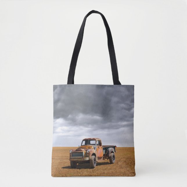 Bolsa Tote Farms | Old Truck in Field (Frente)