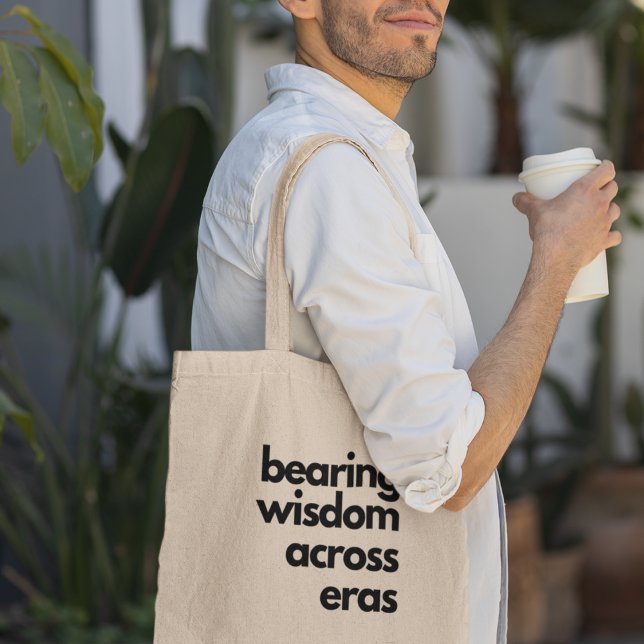 Bolsa Tote Fazendo Sabedoria Através Do Professor De História ( Shop today and carry the spirit of wisdom and learning wherever you go!)