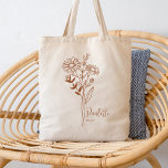 Bolsa Tote Febre Personalizada do Mês de Nascimento da Rua de<br><div class="desc">Um belo buquê botânico moderno de flores margaridas representa o mês de abril. O presente ideal mostrando a sua pessoa favorita o quanto você se importa. Perfeito para todas as ocasiões, incluindo aniversários, melhores amigos, Dia de as mães, presente de damas de honra, madrinha de casamento, nova mãe, e muito...</div>